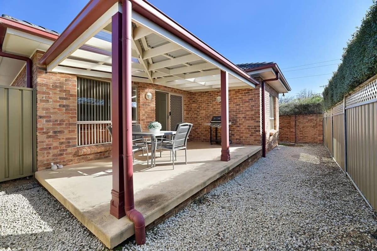 2 Bed, 2 Bath - Walk To Town * Orange